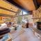 Nightingale Retreat by Tahoe Getaways - 3BR, Close to Tahoe City, Walk to Bike Path & Private Beach Access - تاهو سيتي
