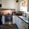 Private space, while visiting family this Holiday! - بوتستاون