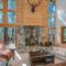 Tree Haus by Tahoe Getaways - Unique Pet-Friendly Tahoe Donner Home w EV & HOA Pool & Beach - Тракі