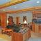 Sierra Crest at Palisades Tahoe - Secluded Luxury 5BR 5 BA w Wood Fireplace