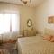 5 Bedroom Nice Home In Castelvecchio Di Comp,