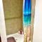 Private Room with Shared Bathroom on the 1st Floor 10 minutes walk to University of Washington - Seattle
