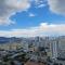 Stylish Urban Suite Penang - with infinite pool - Jelutong