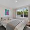 Scenic Lake Views - Taupo Holiday Home - Taupo