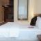 Bros Hotel