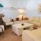 Santolina - Casa Rural en lAmpolla con piscina privada, jardín y barbacoa - Deltavacaciones