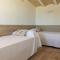 Santolina - Casa Rural en lAmpolla con piscina privada, jardín y barbacoa - Deltavacaciones