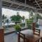 White Surfing Beach Resort