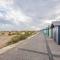 Beautiful 4 Bed Beach House - Pool table & Parking - By Tempstay