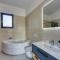 Villa Francis - Pool and Whirlpool