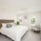 4BR Sombrero Beach House on Canal w Dock & Pool