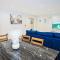 "Easy 2 Manage Royal Penthouse Luxurious Retreat in Slough"
