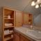 Swiss Chalet-Palisades, 6 BR, Hot Tub, Pets Ok, Ski Shuttle!