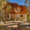 Swiss Chalet-Palisades, 6 BR, Hot Tub, Pets Ok, Ski Shuttle!