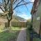 The Holt - a cosy bolthole on a wildlife reserve with hot tub -Exmoor 7m - Oakford
