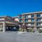 Yosemite Southgate Hotel & Suites