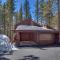 Base Camp- Hot Tub, Large Deck, Wood Fireplace, Short Drive to Ski Resorts! - Tahoe City