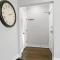 Comfortable 2BR Chicago Apt - Sunnyside 2F - Чикаго