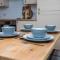 Stunning 3 bed with parking & garden