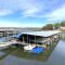 B Lakefront! Remodeled, Boat Slip, Patio Views, Pool, Boat Ramp, WIFI - Osage Beach