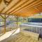 Hocking Hills Hideaway with Hot Tub and Fire Pit!