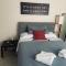 Private Rooms close to Miami Airport - Free parking - 01