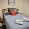 Private Room near Miami Airport - Free parking - 01