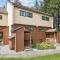 Cozy One-Bedroom Edgemont Condo with Ski Access & Fireplace B3