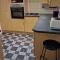Comfortable 2 bedroom house with free parking and great transport links - 达格纳姆
