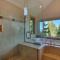 Huckleberry Haven - Luxury Lake View 4BR in North Lake with Private Hot Tub