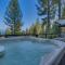 Lake Haven - Gorgeous Views at this Luxury 4 BR w Hot Tub!