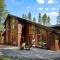 Majestic Woods at Tahoe Donner - High End Craftsman w Game Room, Hot Tub, Amenity Access - Truckee