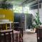 The Jungle Container - Quepos