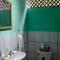 The Jungle Container - Quepos