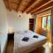 Apartment Cascade 3 minutes from Alpe d Huez Grand Domaine via Oz en Oisans - Oz
