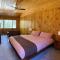 Serene and Magical Cabin w/Barrel Sauna and Fireplace - Pine Cove