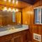 Serene and Magical Cabin w/Barrel Sauna and Fireplace