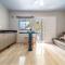 021 - Lindo Residencial com Piscina e Jacuzzi em Bombas - Bombinhas