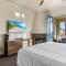 LV000 Freshly Furnished Upstairs LV Studio