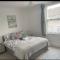 Samarlon Home Saxton