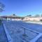 Modern Home-Downtown-3 Bedroom- King Bed
