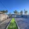 Modern Home-Downtown-3 Bedroom- King Bed