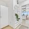 Beachfront 3 Bedroom 3 Bath In Seal Beal, Ca