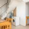 Kellys Beach House 2