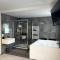 Savigny-le-Temple : Magnifique suite avec jacuzzi - سافيني لُتومبل