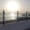 Apartment am Meer mit Pool