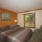 Palisades Tahoe Ski Condo - Remodeled 2 BR, Walking Distance to Lifts & Village - Olympic Valley