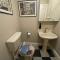 The Pickwick - 2 bedroom, 2 storey house with courtyard garden, just off Pulteney Street