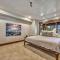 A Touch Of Tuscany In a Lake Tahoe Estate - إنكلين فيلادج