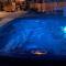 Mountain Lake Retreat - hot tub, lake, fire pit, wineries, restaurant - Harpers Ferry